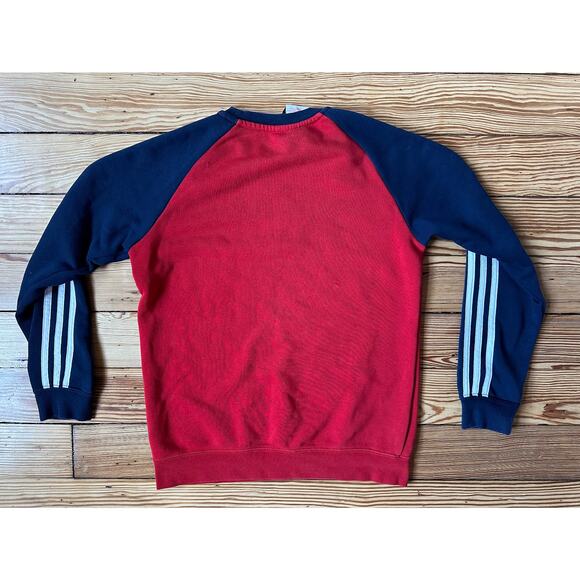NWOT ADIDAS FC Bayern Munich Red Blue Kids Crewneck Sports Basketball Sweatshirt - Picture 4 of 6